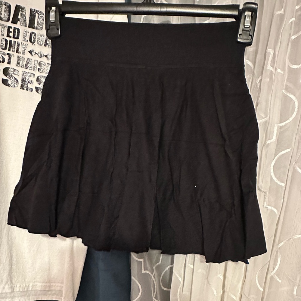Classic Black Women's Skort - Picture 4 of 4
